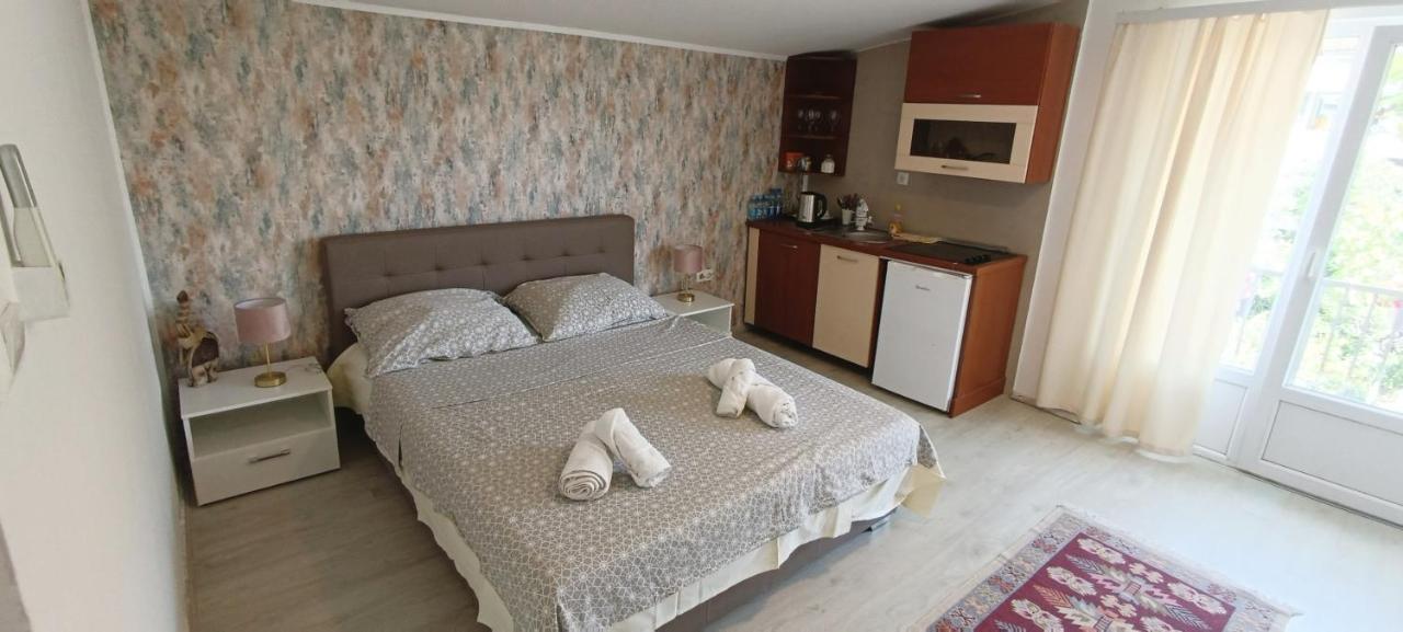 Villa Central Riverside Мостар Екстериор снимка