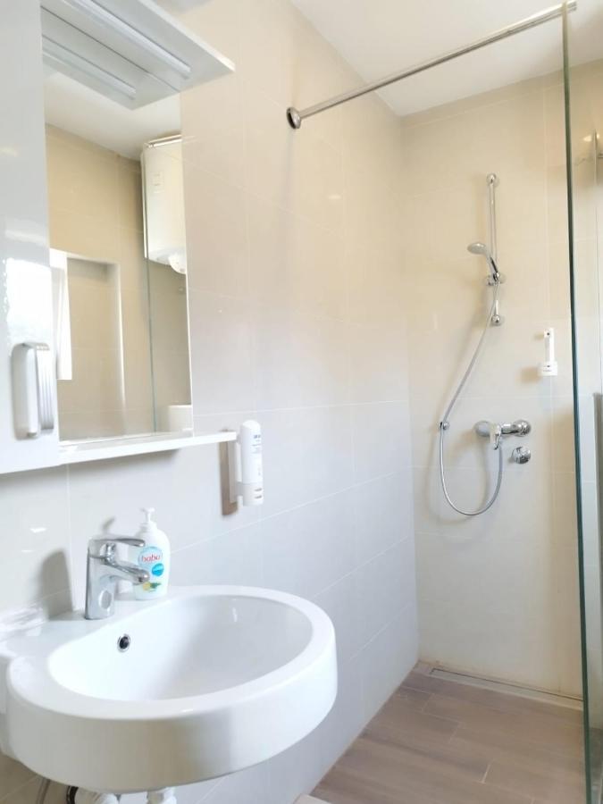 Villa Central Riverside Мостар Екстериор снимка