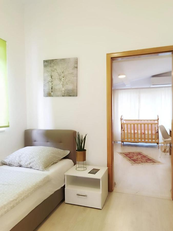 Villa Central Riverside Мостар Екстериор снимка