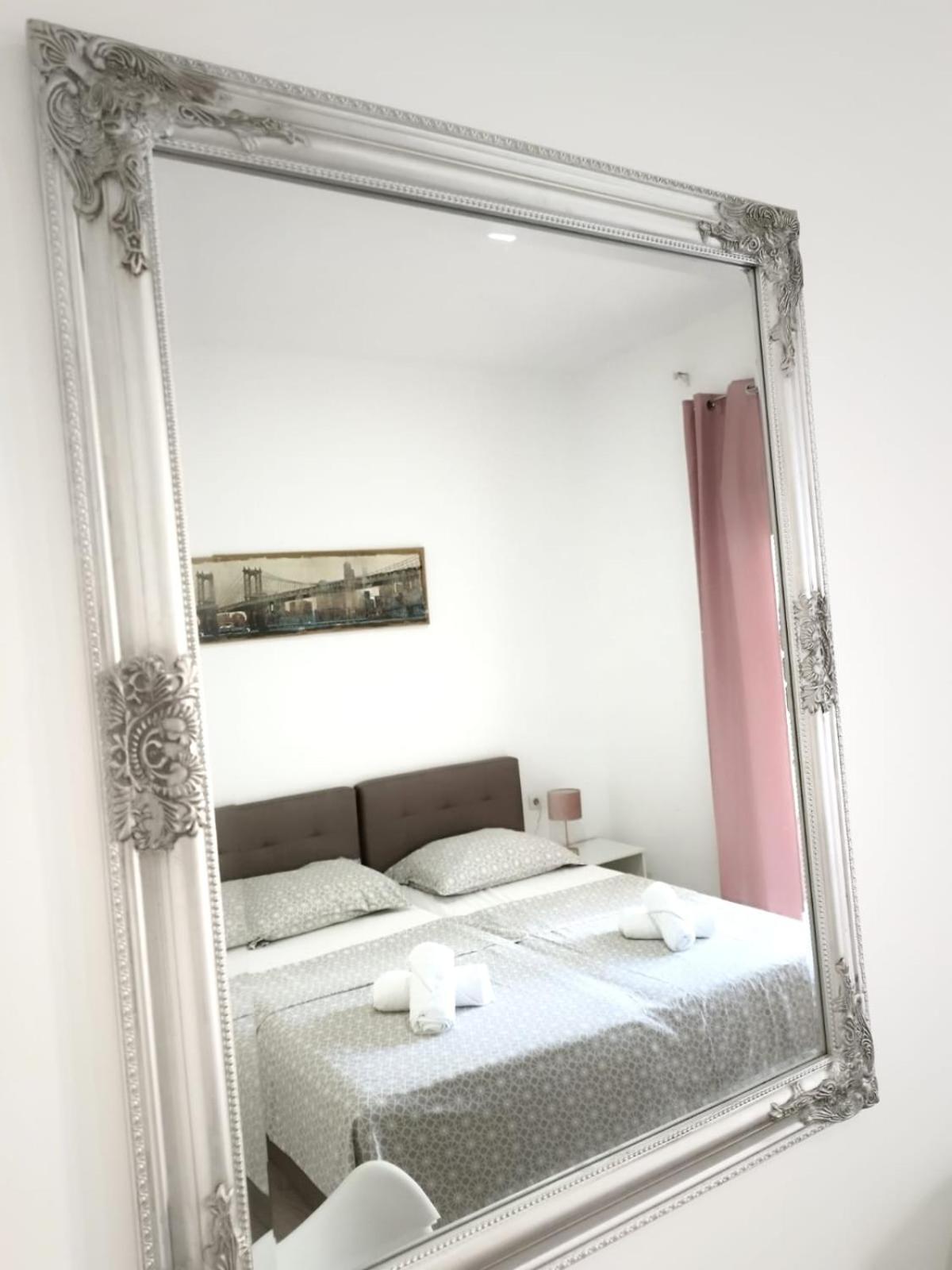 Villa Central Riverside Мостар Екстериор снимка
